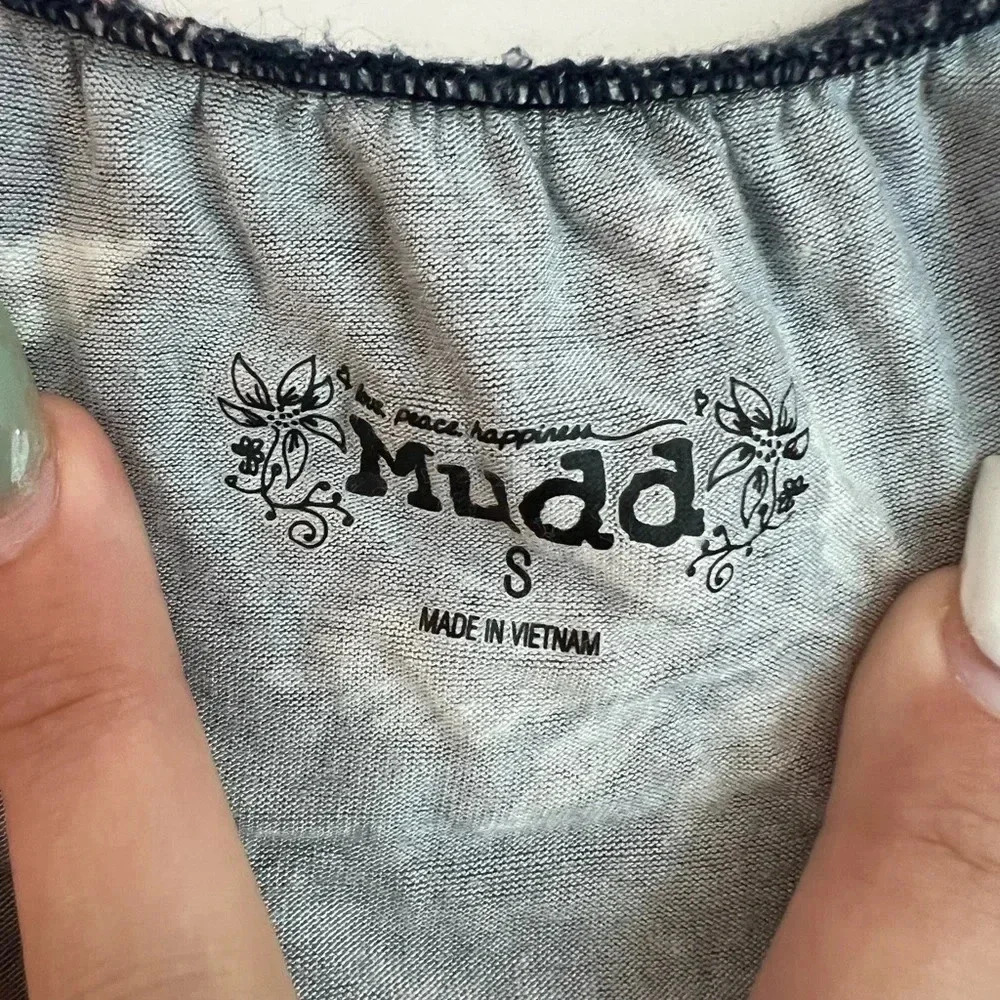 MUDD Blouse - Picture 2 of 3